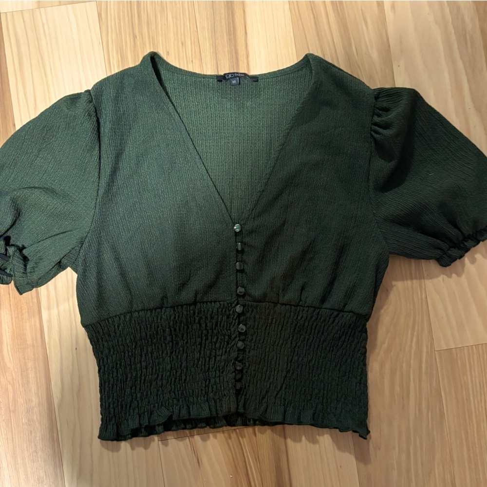NWOT GB Fashiln Green Puff Sleeve Blouse with Button Detail, Size M